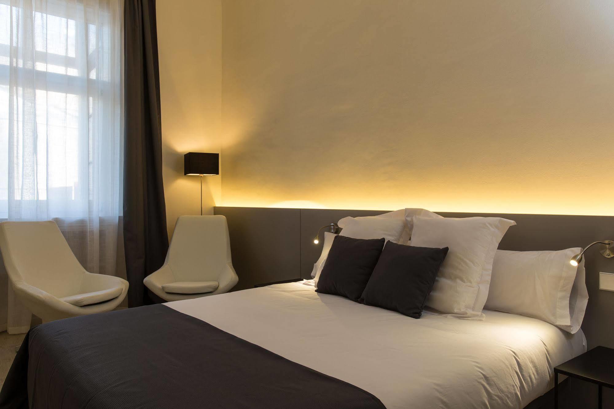 Izaila Plaza Catalunya Hotel Barcelona Eksteriør billede