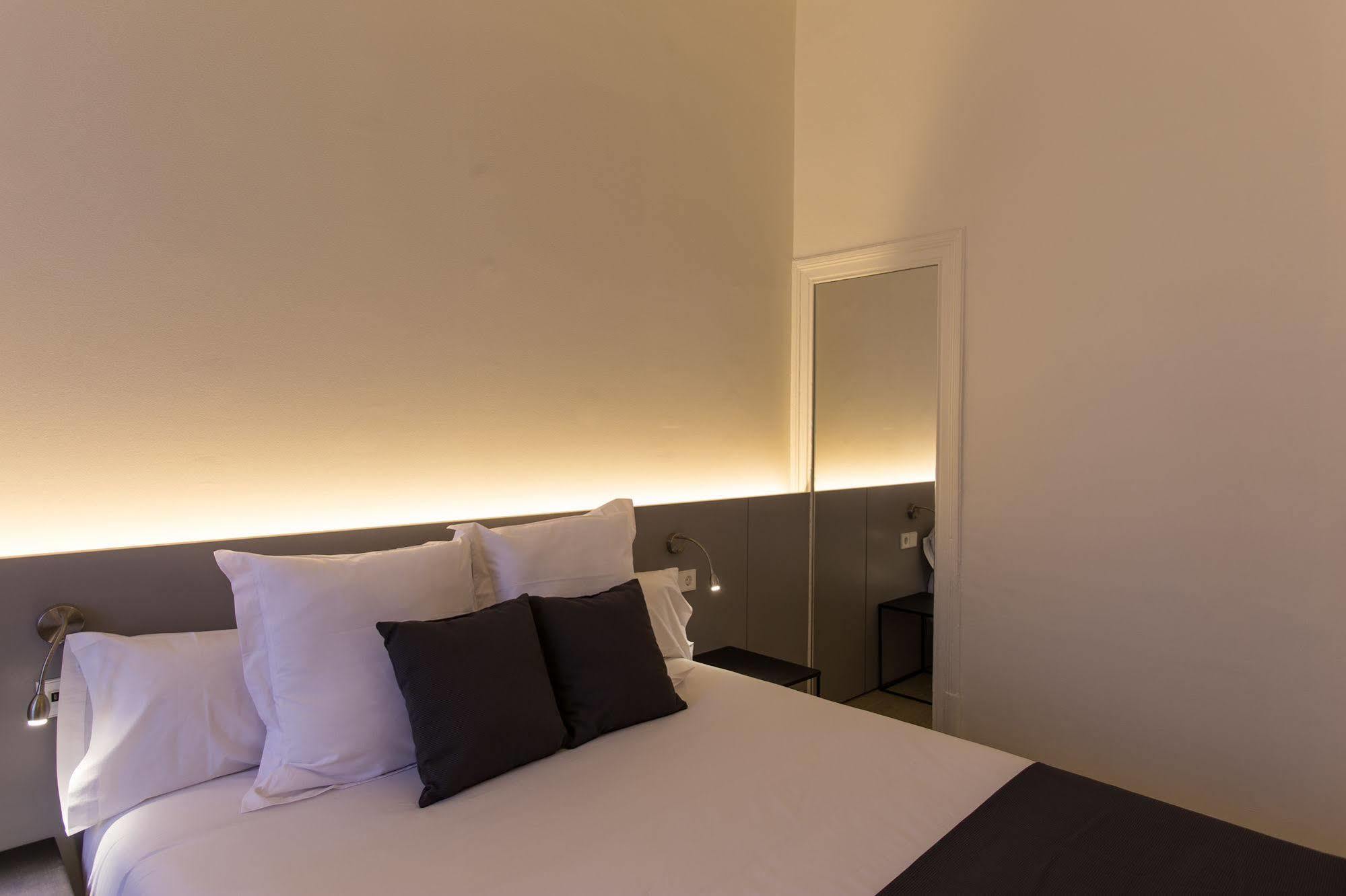 Izaila Plaza Catalunya Hotel Barcelona Eksteriør billede